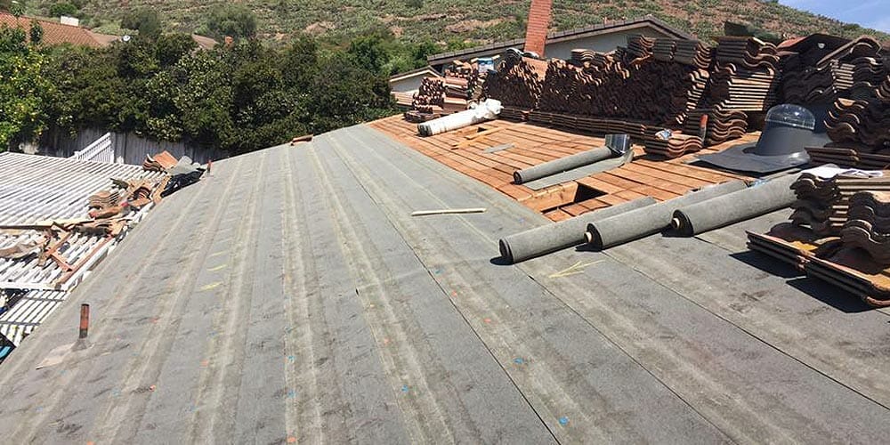 reputable roof repair professionals Moorpark and Thousand Oaks